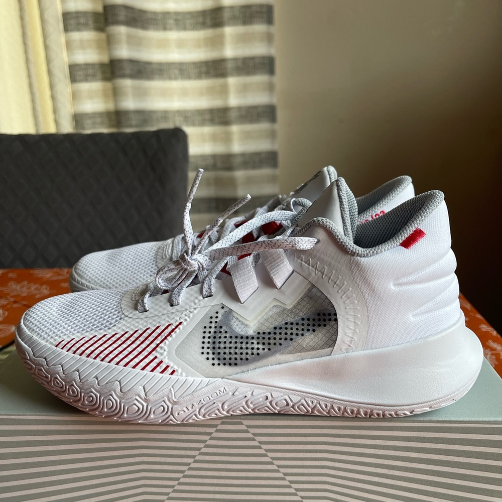 Nike Kyrie FlyTrap 5 White University Red Mens Sneakers Size 8